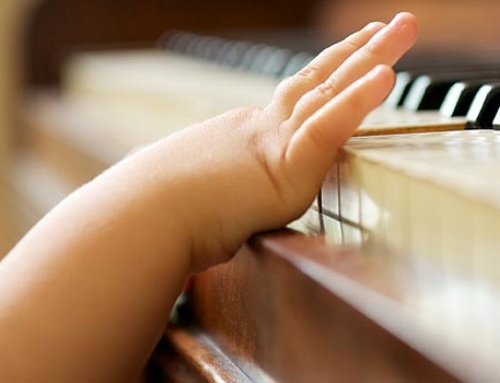 Trois applications mobiles piano pour enfants